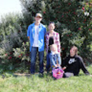 Meet your Posher, Stephanie